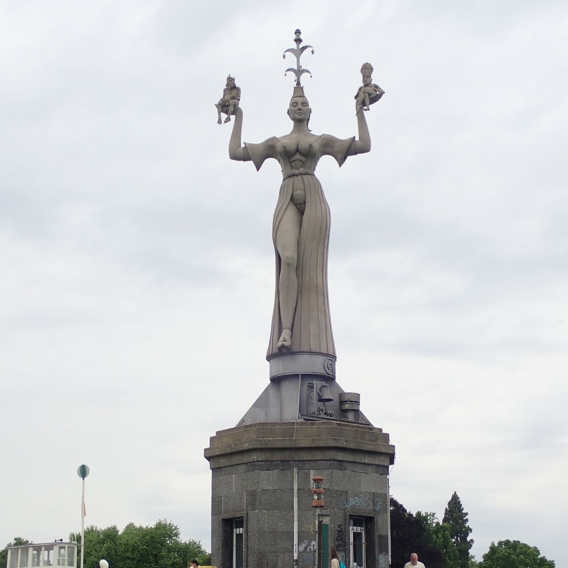 p7111165